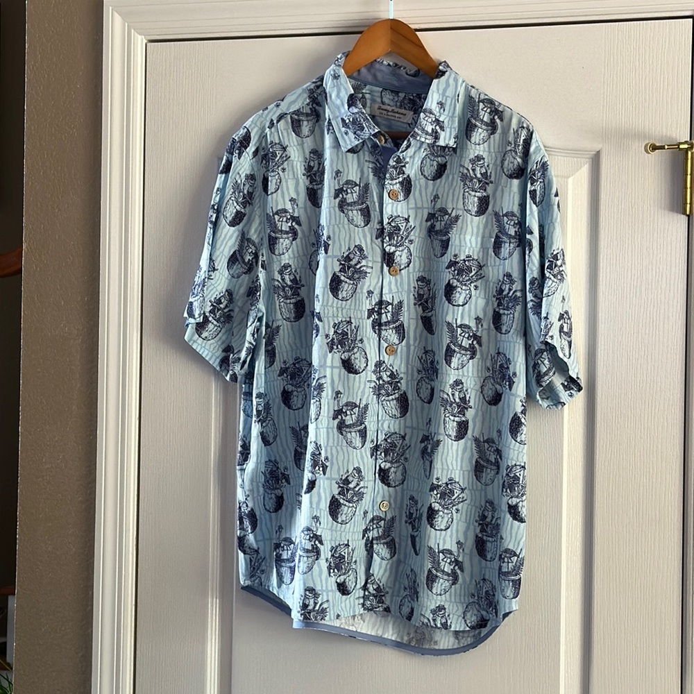 Tommy Bahama men’s button up